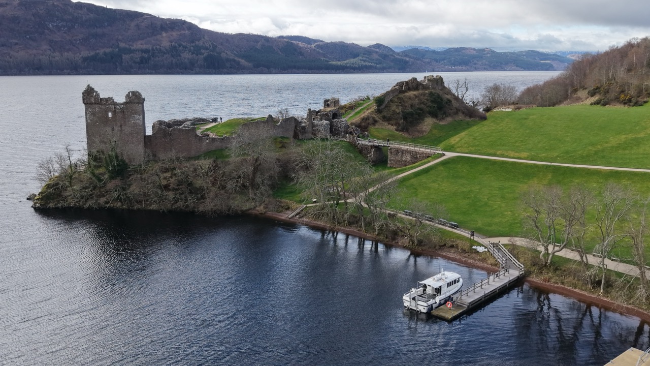 Loch Ness – Urquhart Castle Shore Trip